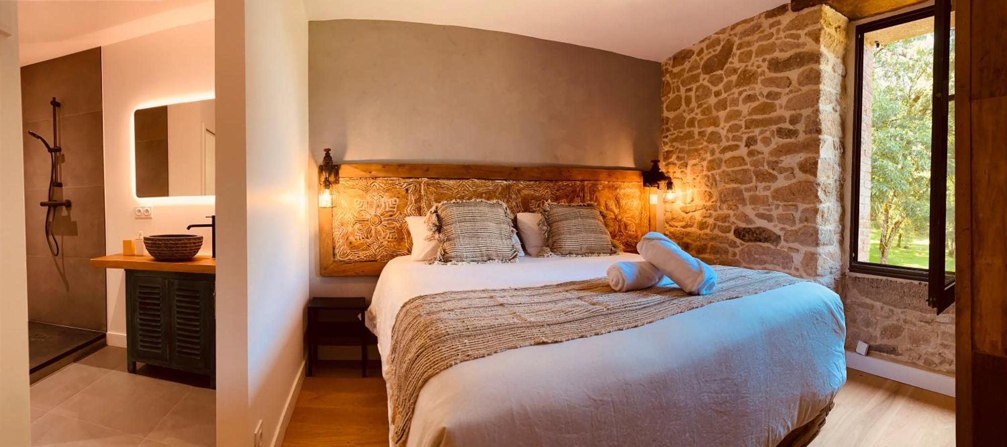 Bed and Breakfast Le Moulin Du Guy, Proche Du Puy Dufou Chanverrie Exteriér fotografie