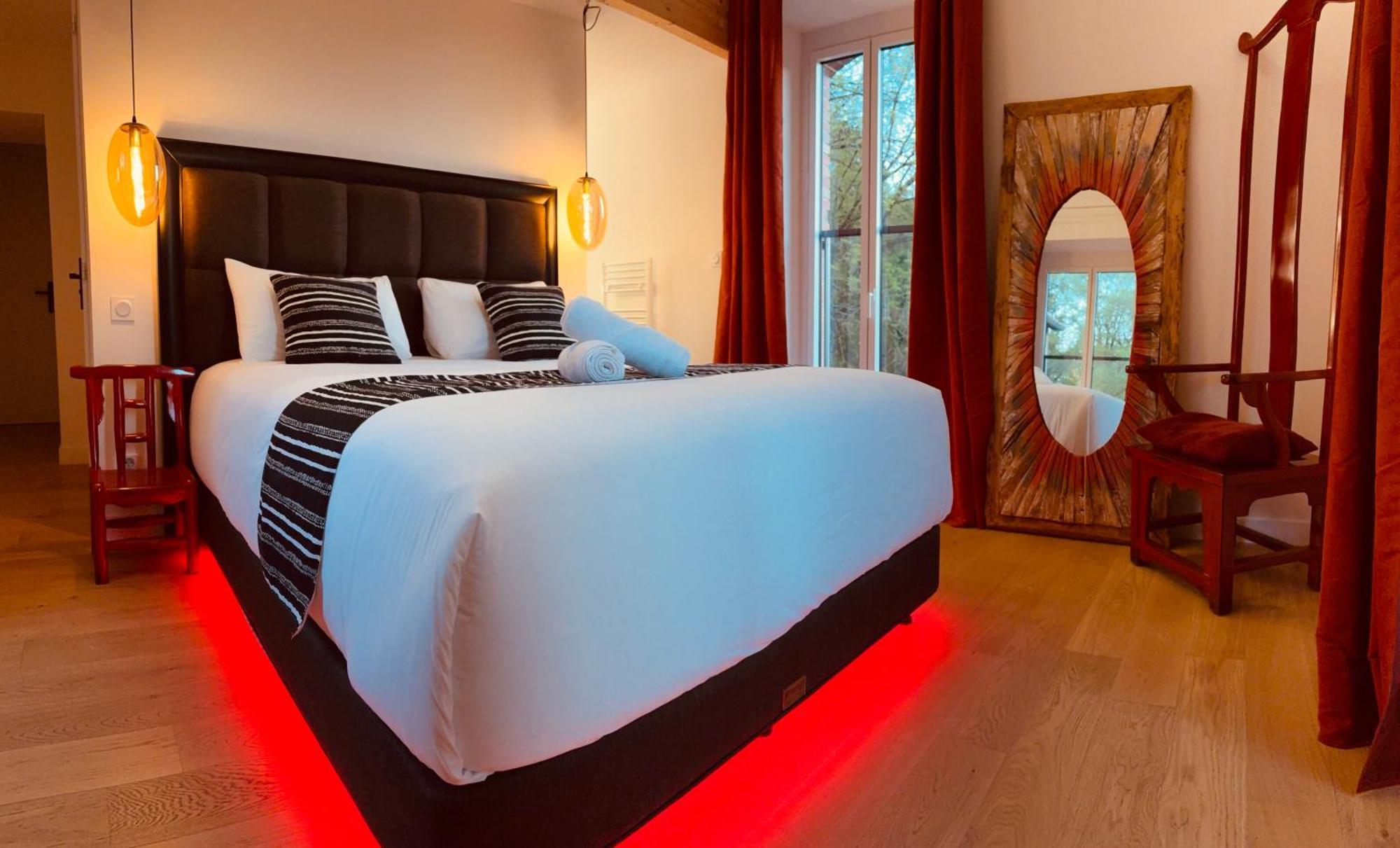 Bed and Breakfast Le Moulin Du Guy, Proche Du Puy Dufou Chanverrie Exteriér fotografie